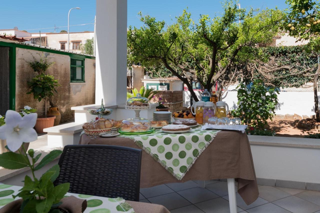 Bed and Breakfast Tra La Montagna E Il Mare Сан-Вито-Ло-Капо Экстерьер фото